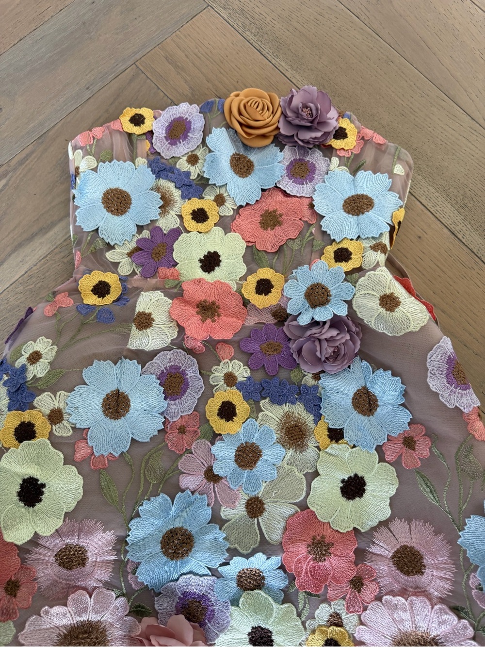 Bronx and Banco Maraya Bouquet Minidress - Picture 7 of 11